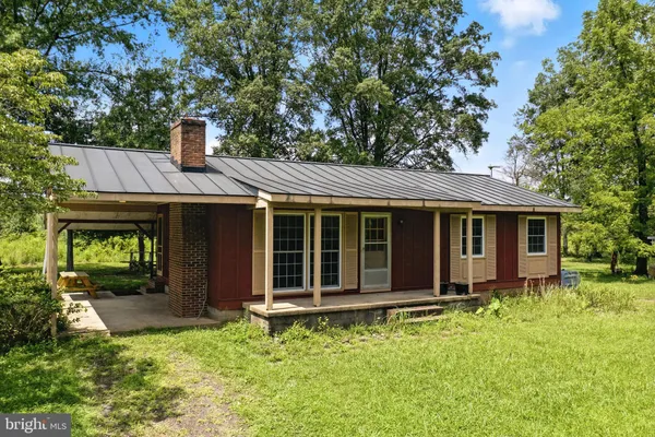 $999,900 | 18172 Youngs Lane, Stevensburg, VA 22741