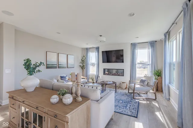 $323,999 | 2032 Black Oak Drive, Shelbyville, IN 46176