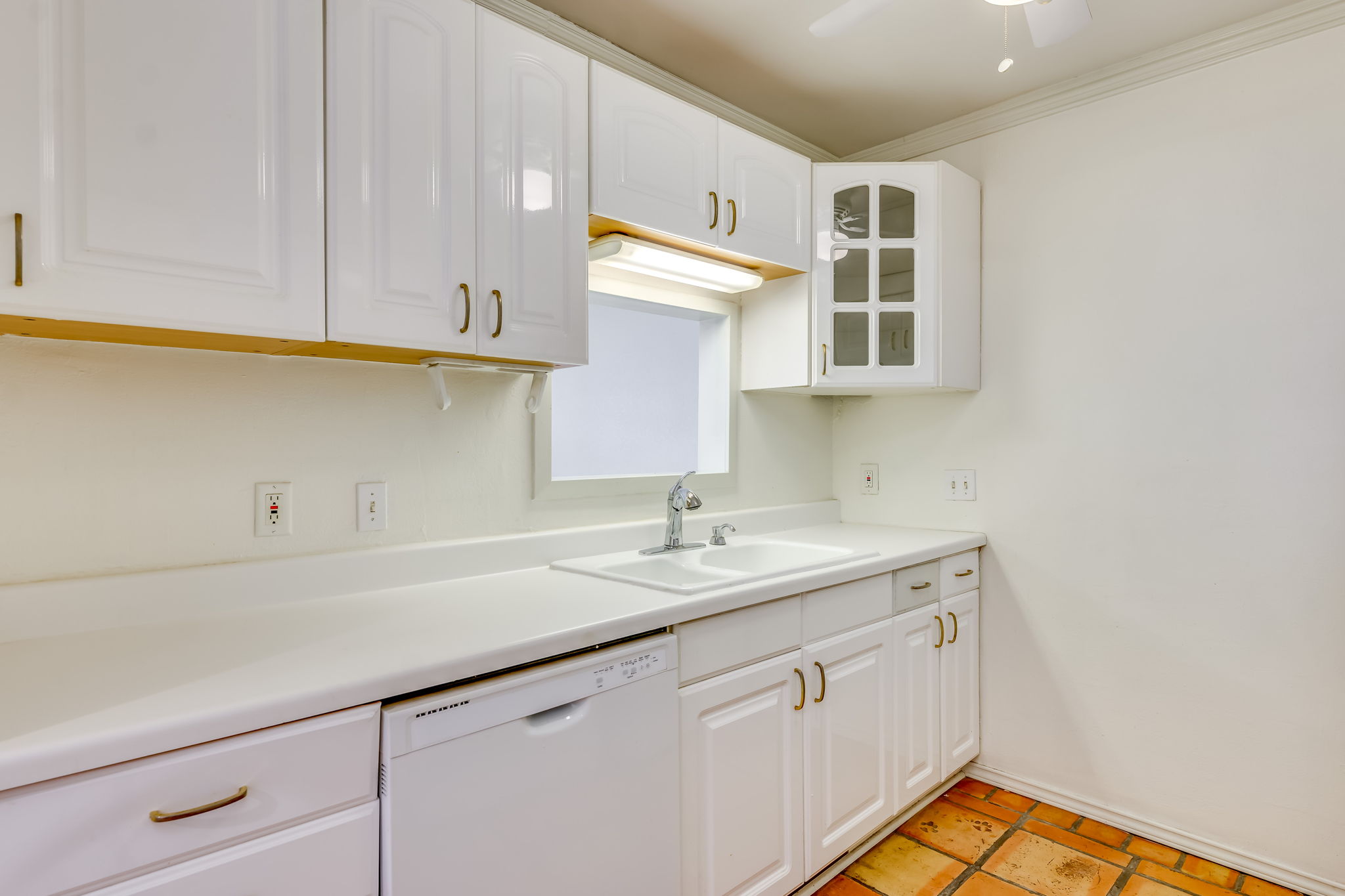 910 Duncan Lane, Unit 50 Austin, TX 78705 - Photo 8 of 34