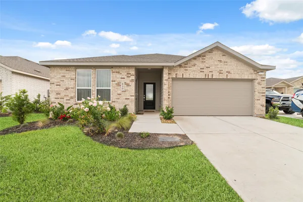 $2,200 | 830 Heaven Drive, Beasley, TX 77417