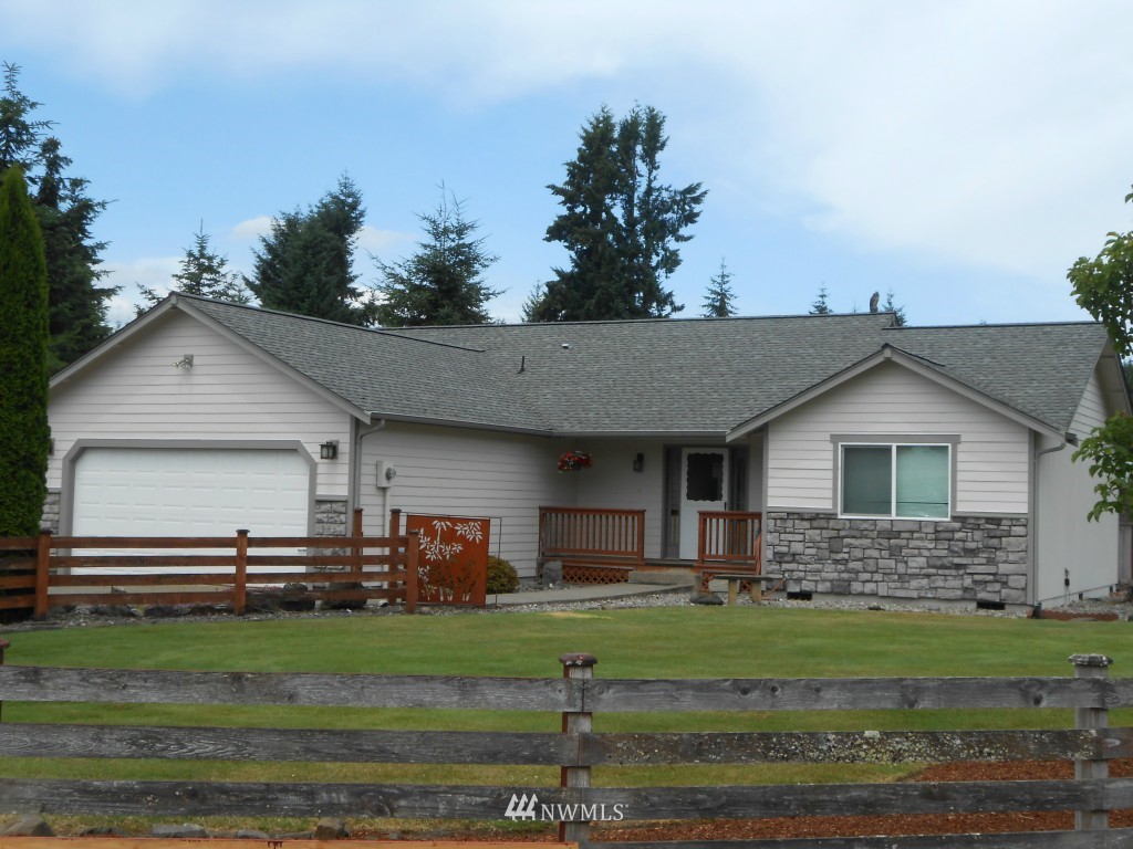 18828 Loganberry Street Southwest Rochester, WA 98579 - Photo 2 of 15