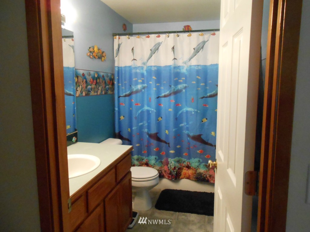 18828 Loganberry Street Southwest Rochester, WA 98579 - Photo 14 of 15