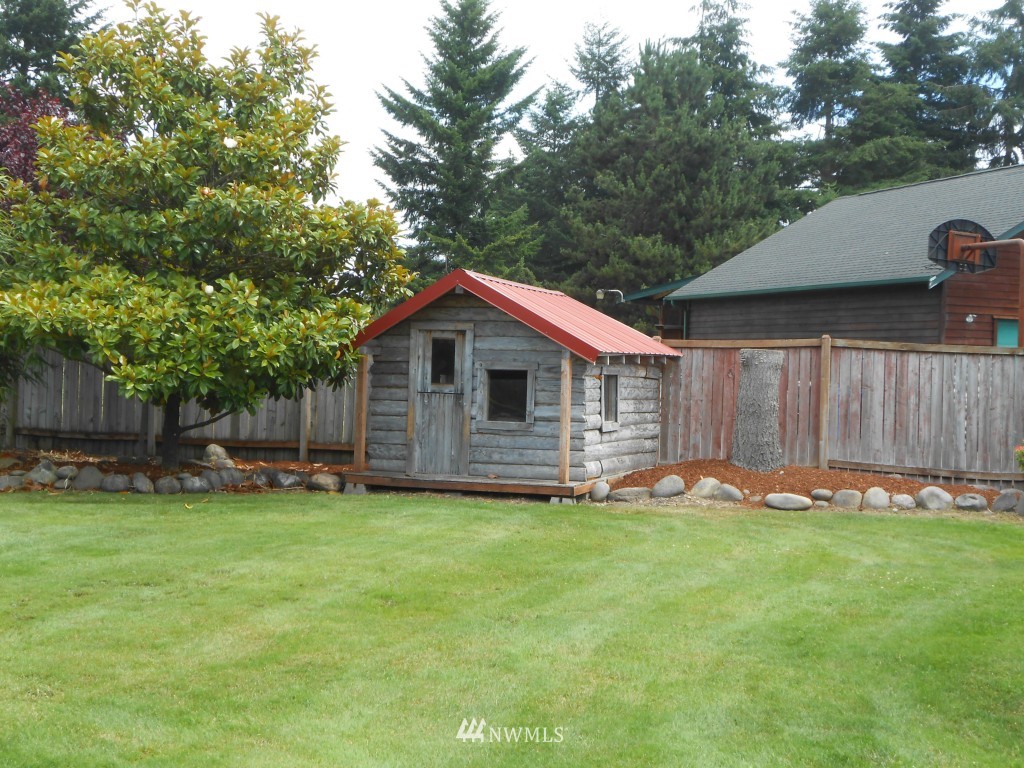18828 Loganberry Street Southwest Rochester, WA 98579 - Photo 8 of 15