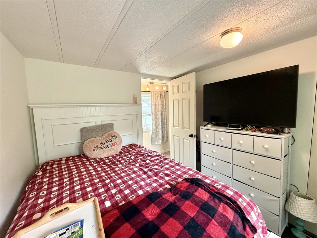 21 Quaboag Street, Unit 56 Three Rivers, MA 01080 - Photo 9 of 19