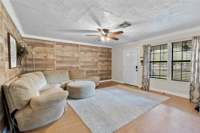 $1,250,000 | 27811 Farm To Market 2100, Huffman, TX 77336