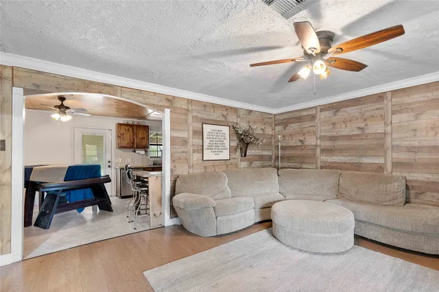 $1,250,000 | 27811 Farm To Market 2100, Huffman, TX 77336