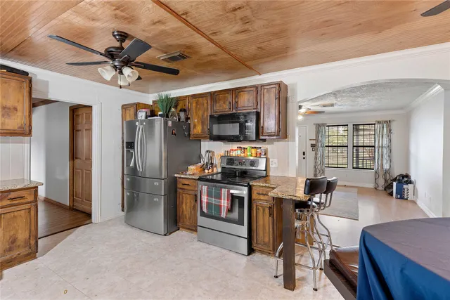 $1,250,000 | 27811 Farm To Market 2100, Huffman, TX 77336