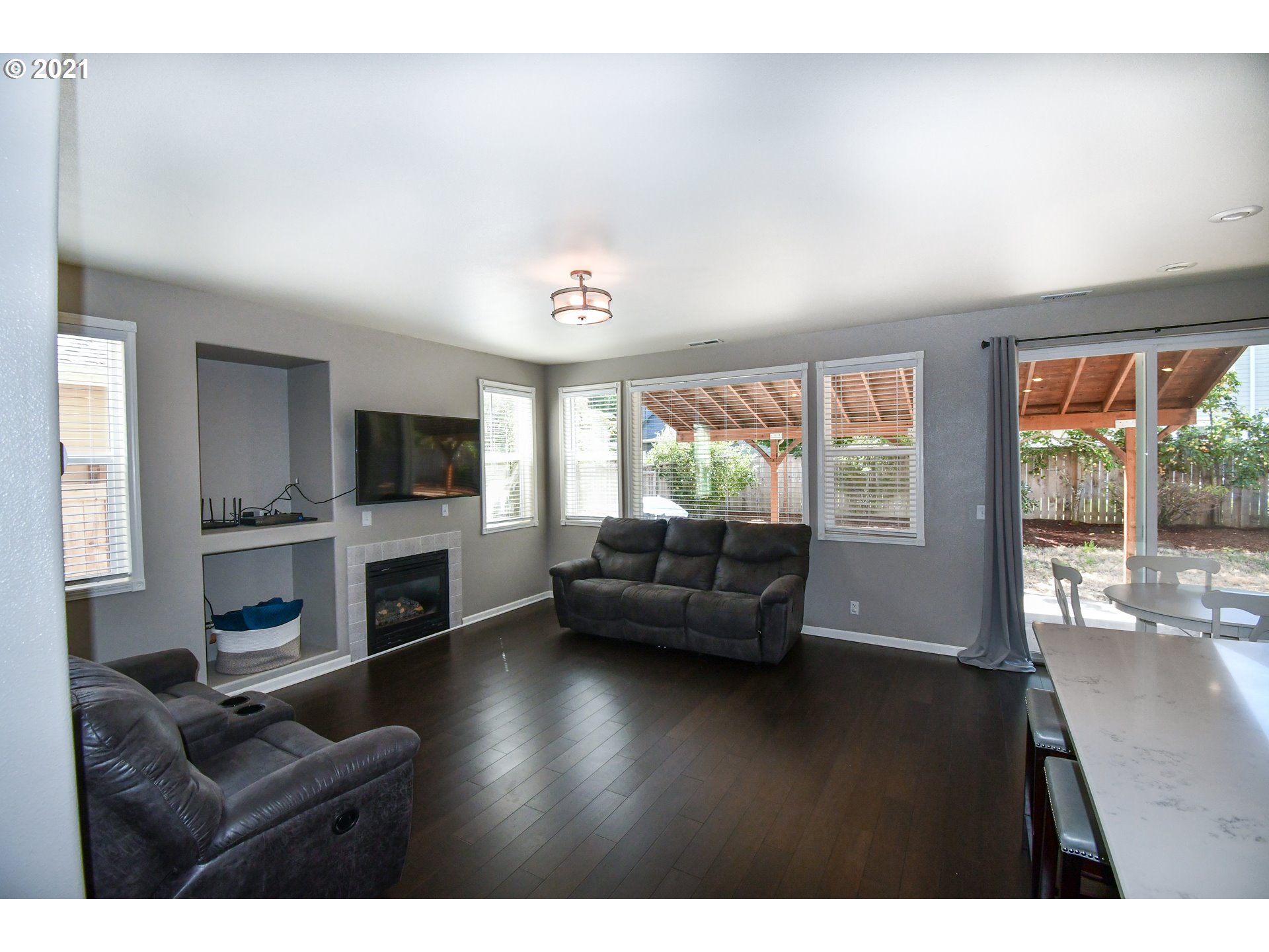 5518 Jeffrey Way Eugene, OR 97402 - Photo 11 of 32