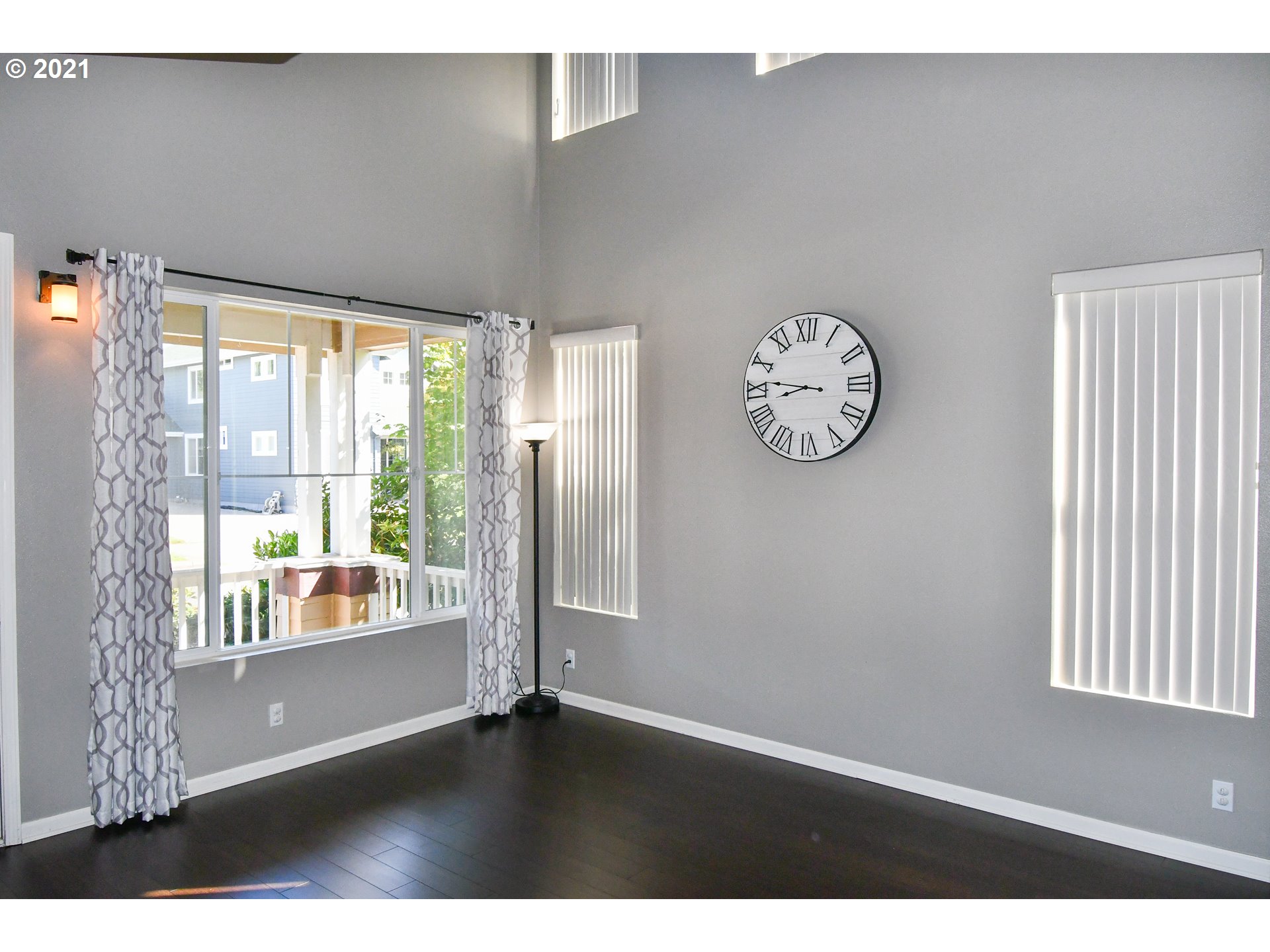 5518 Jeffrey Way Eugene, OR 97402 - Photo 13 of 32