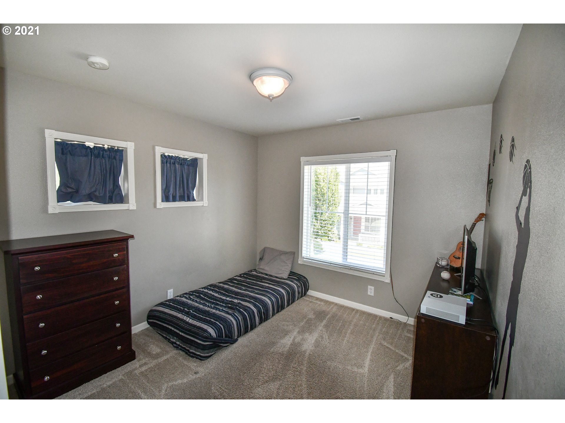 5518 Jeffrey Way Eugene, OR 97402 - Photo 26 of 32