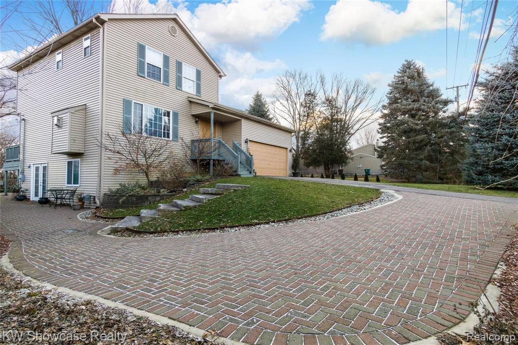 1291 Sleeth Road Commerce Township, MI 48382 - Photo 36 of 41