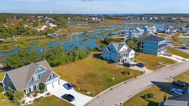 $299,900 | 1823 Olde Farm Road, Morehead City, NC 28557