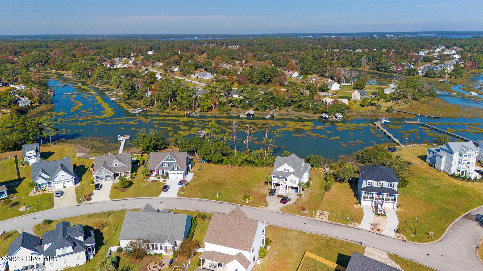 1823 Olde Farm Road Morehead City, NC 28557 - Photo 8 of 26 Vacant lot in Mariners Pointe