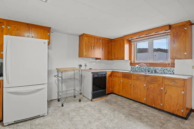 $279,900 | 194 Marlboro Street, Keene, NH 03431