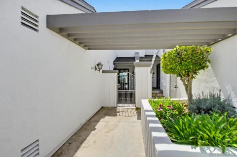 $1,089,000 | 1366 Camino Lujan, San Diego, CA 92111