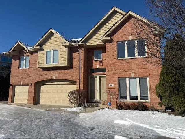 $1,099,000 | 70 Spencer Court, Deerfield, IL 60015