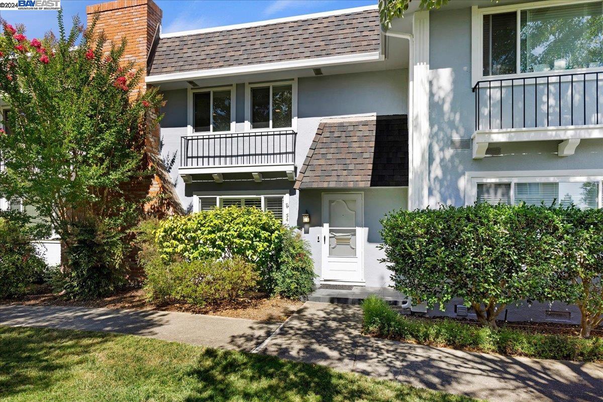54 Miramonte Drive Moraga, CA 94556 - Photo 1 of 1 a front view of a house with a garden