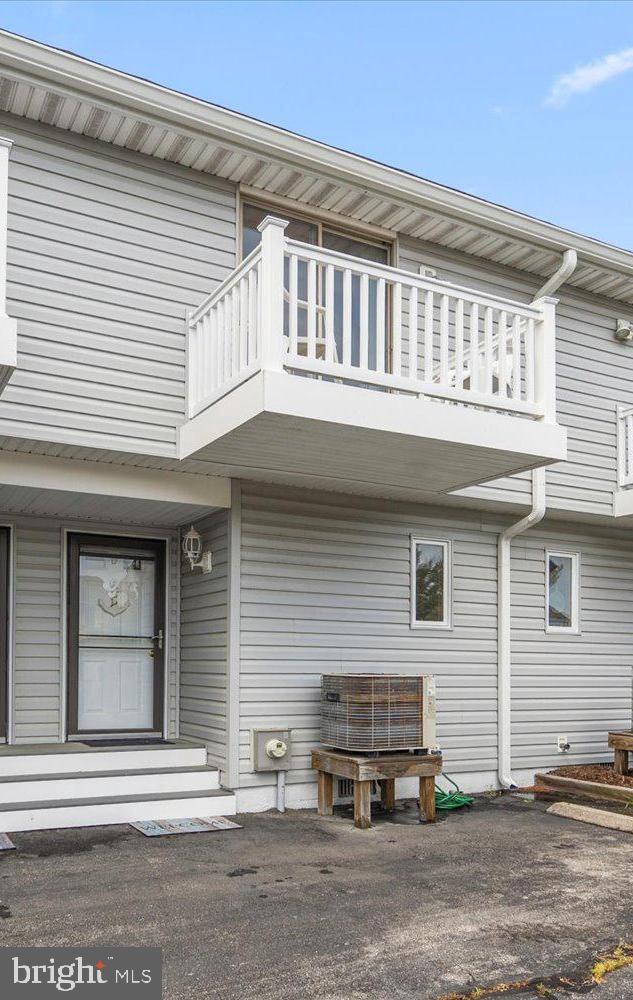 614 Osprey Road, Unit D Ocean City, MD 21842 - Photo 3 of 60 a front view of a house