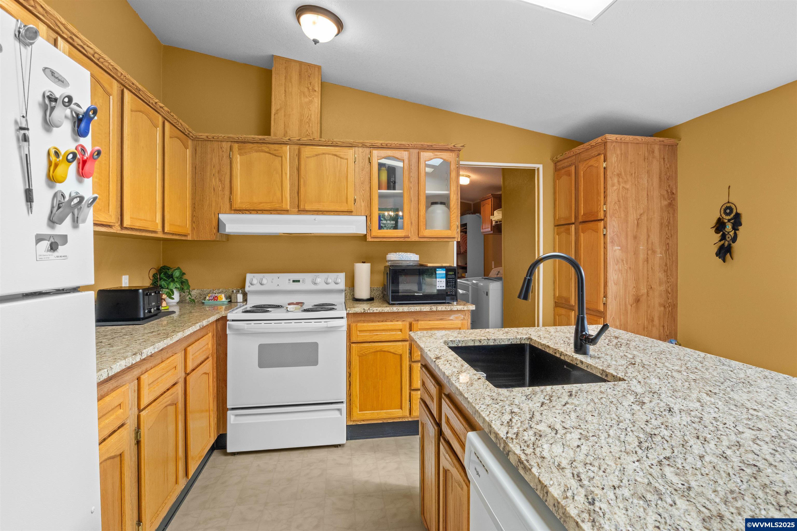5422 Portland Road Northeast, Unit 22 Salem, OR 97305 - Photo 24 of 40