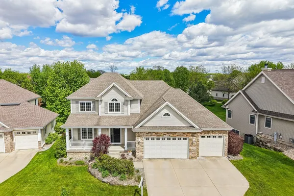$669,900 | 1210 Wenzel Way, Waunakee, WI 53597