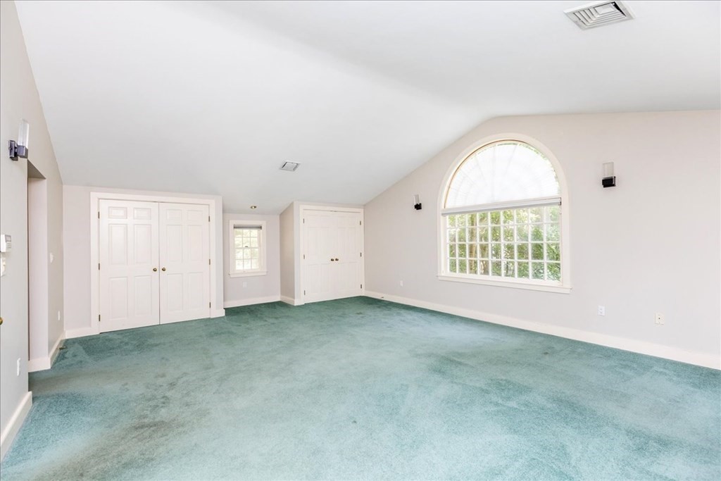 185 Ipswich Road Topsfield, MA 01983 - Photo 15 of 42 Gallery Image 15