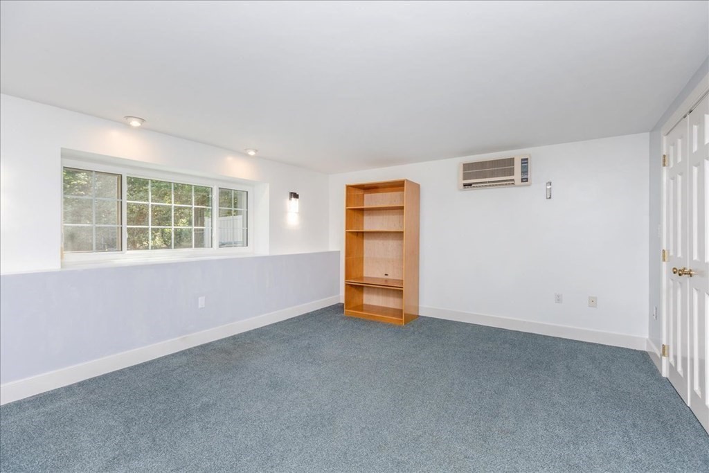 185 Ipswich Road Topsfield, MA 01983 - Photo 24 of 42 Gallery Image 24