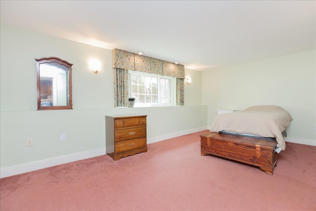 185 Ipswich Road Topsfield, MA 01983 - Photo 33 of 42 Gallery Image 33
