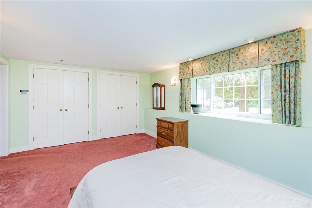 185 Ipswich Road Topsfield, MA 01983 - Photo 34 of 42 Gallery Image 34