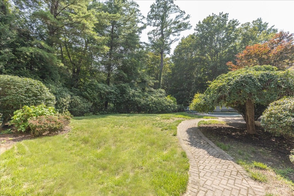 185 Ipswich Road Topsfield, MA 01983 - Photo 41 of 42 Gallery Image 41