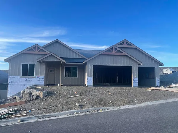 $750,000 | 74 East Ctr Lane, Spokane, WA 99208