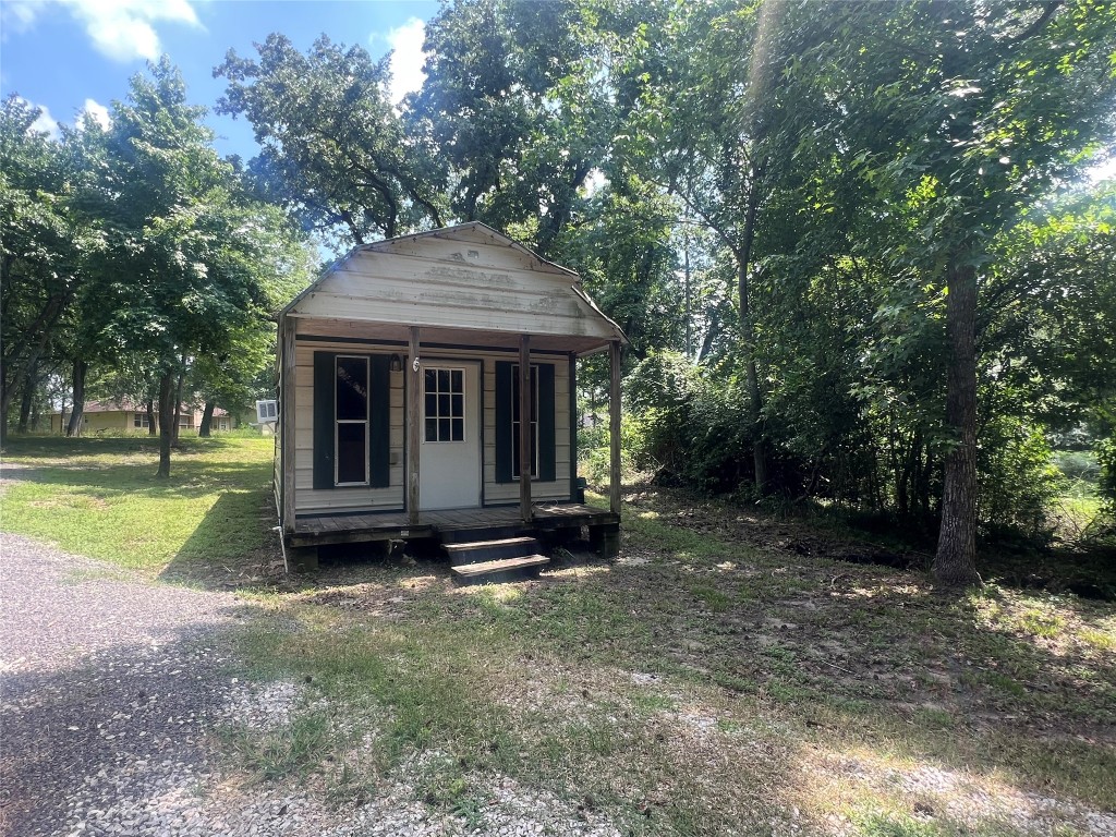 89 Hill Top Road Huntsville, TX 77320 - Photo 6 of 17