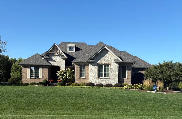 $1,100,000 | 1854 West Forestview Drive, Sycamore, IL 60178