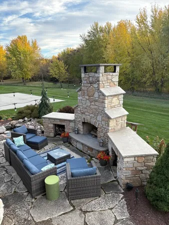 $1,100,000 | 1854 West Forestview Drive, Sycamore, IL 60178