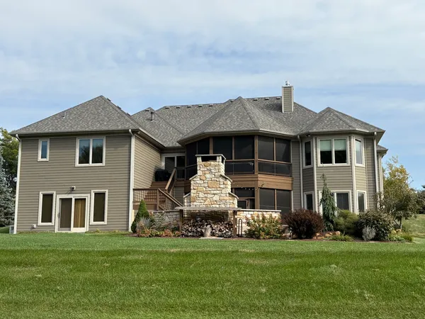 $1,100,000 | 1854 West Forestview Drive, Sycamore, IL 60178
