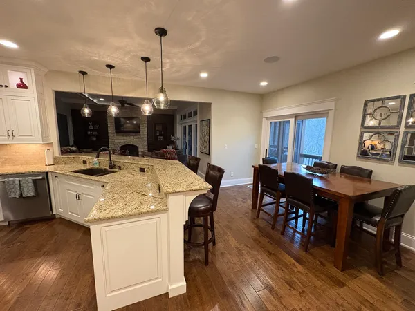 $1,100,000 | 1854 West Forestview Drive, Sycamore, IL 60178