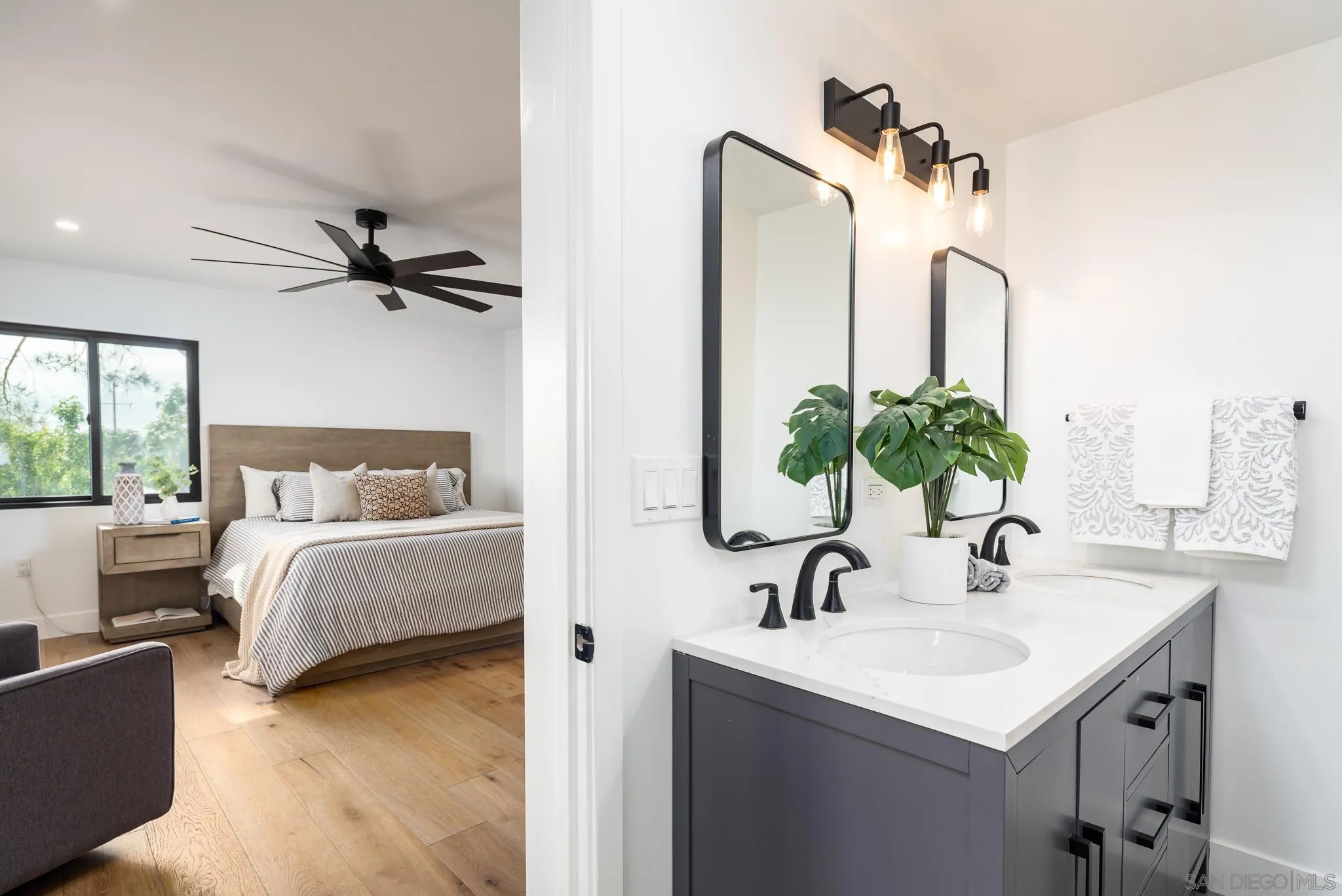 16610 Los Morros Rancho Santa Fe, CA 92067 - Photo 17 of 50 a bedroom with a bed and a dresser