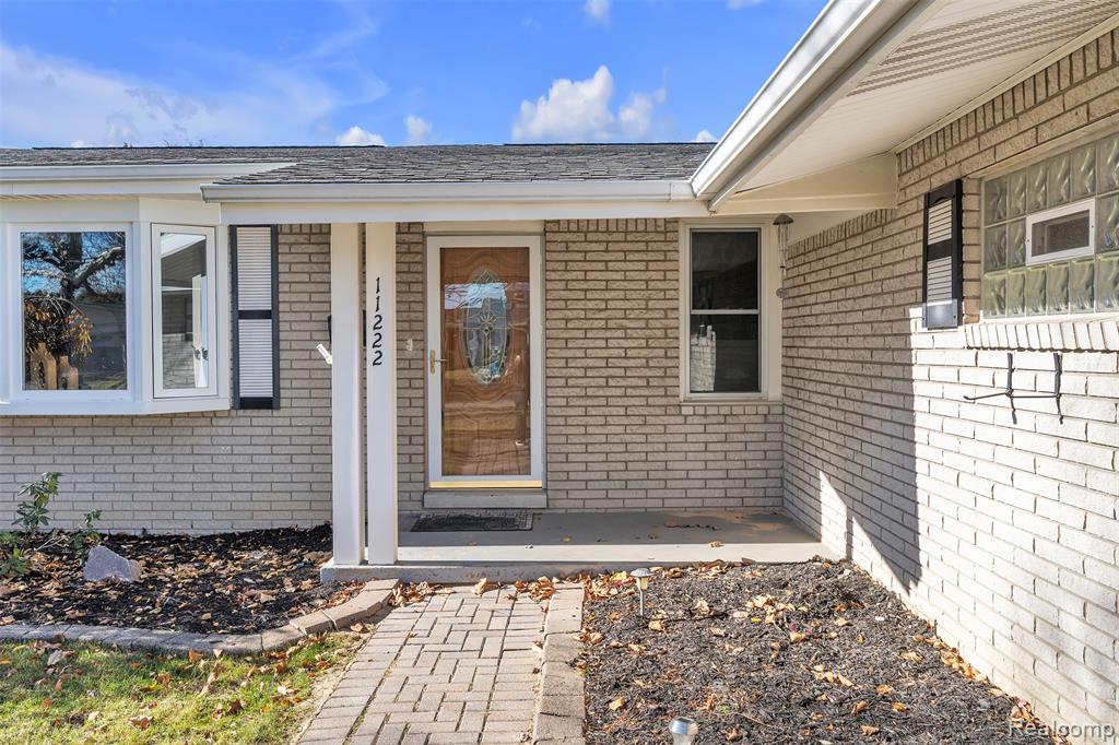 11222 Afton Road Southgate, MI 48195 - Photo 4 of 56 Gallery Image 4