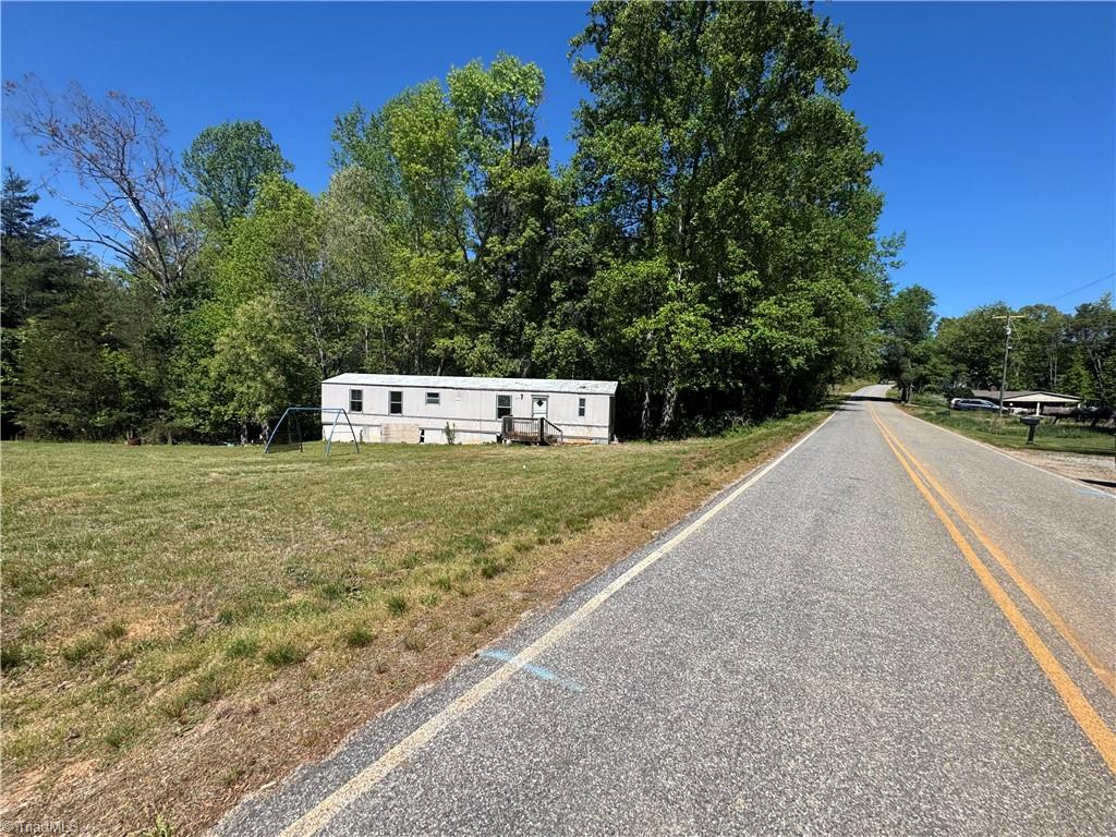 1460 Byrd Ridge Road North Wilkesboro, NC 28659 - Photo 6 of 26