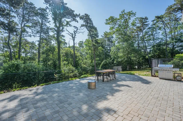 $995,000 | 24 Chickadee Circle, Chatham, MA 02633