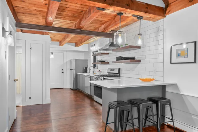 $995,000 | 24 Chickadee Circle, Chatham, MA 02633