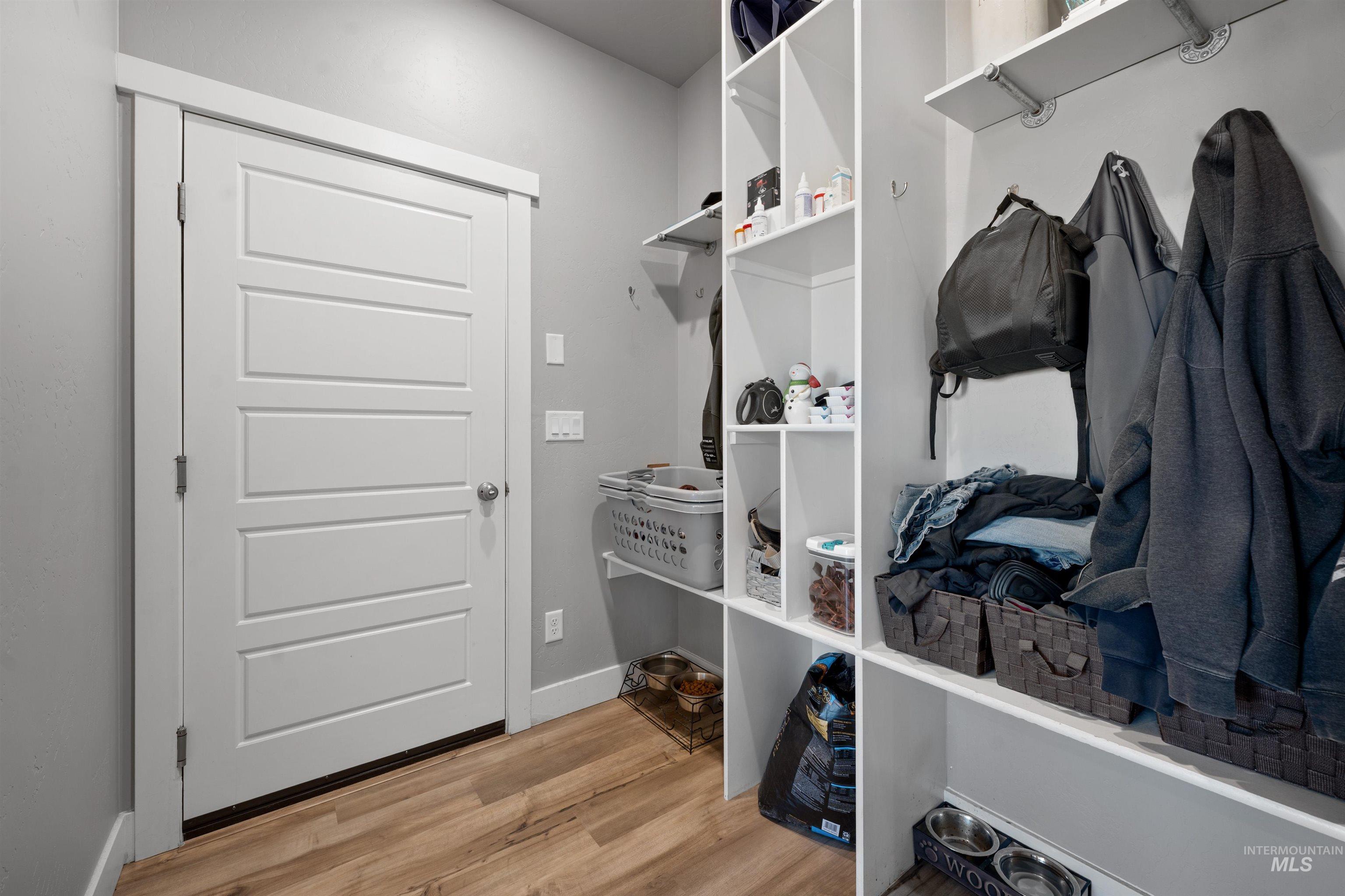 1005 Kenbrook Loop Twin Falls, ID 83301 - Photo 30 of 47 Mudroom featuring light wood-style flooring and baseboards