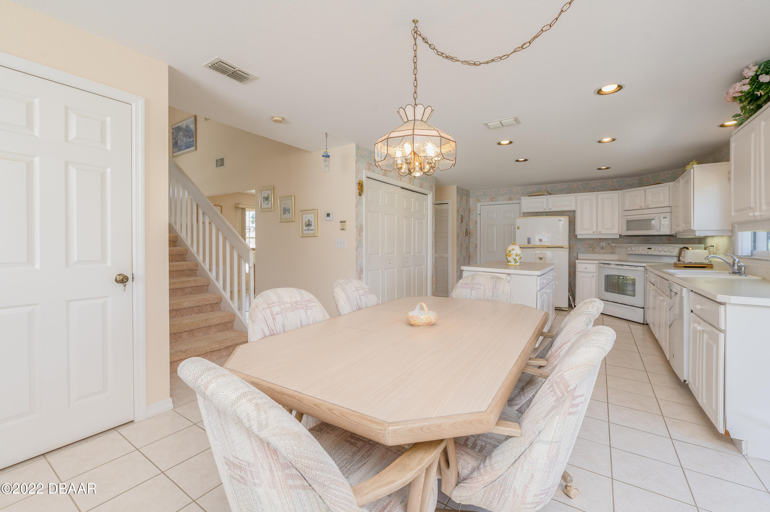 103 Peninsula Winds Drive Ormond Beach, FL 32176 - Photo 17 of 59 JK_103PeninsulaWinds__11 copy