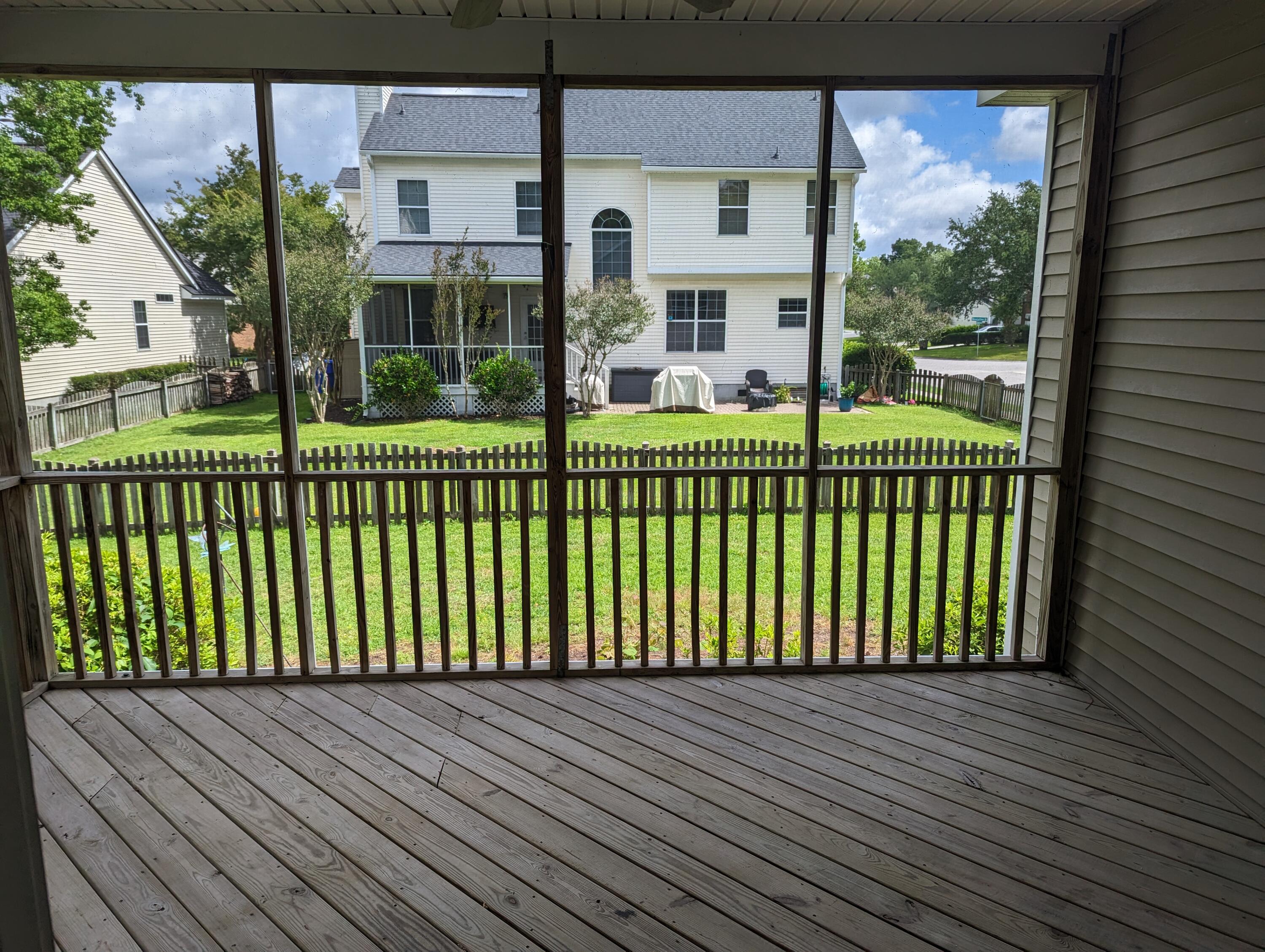 152 Historic Drive Mount Pleasant, SC 29464 - Photo 8 of 16 PXL_20230430_152930150