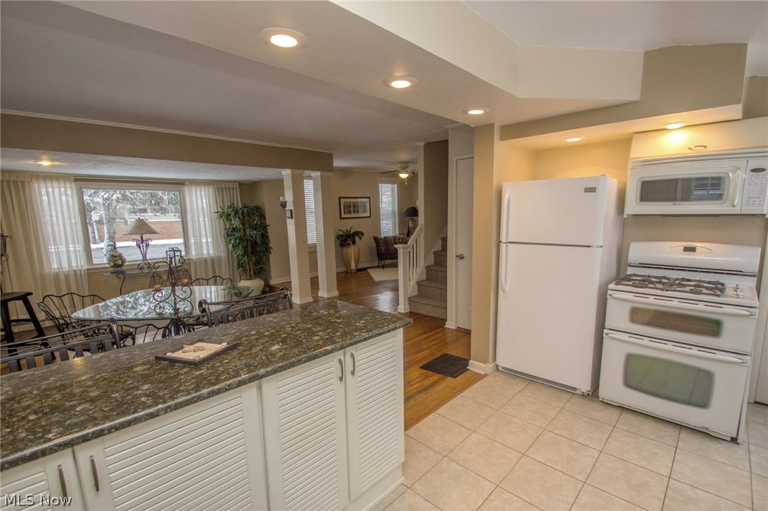 37 Prospect Road Berea, OH 44017 - Photo 9 of 20