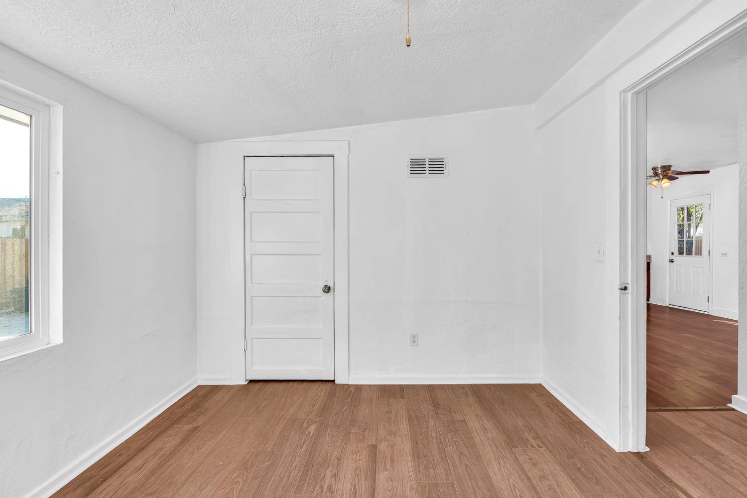 710 South G Street Madera, CA 93637 - Photo 16 of 32