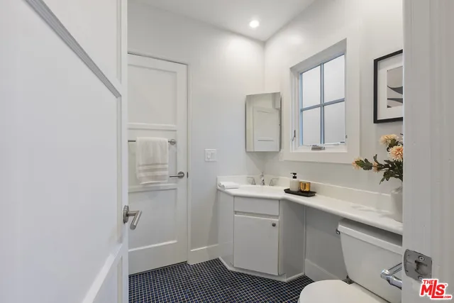 $4,050,000 | 1023 Centinela Avenue, Santa Monica, CA 90403