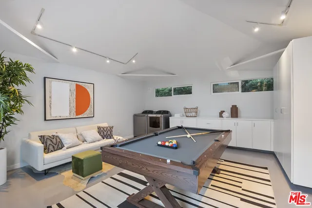 $4,050,000 | 1023 Centinela Avenue, Santa Monica, CA 90403