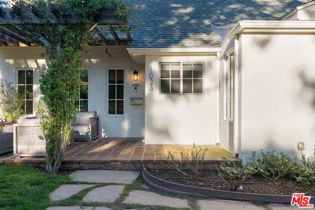 $4,050,000 | 1023 Centinela Avenue, Santa Monica, CA 90403