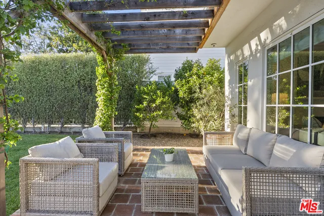 $4,050,000 | 1023 Centinela Avenue, Santa Monica, CA 90403