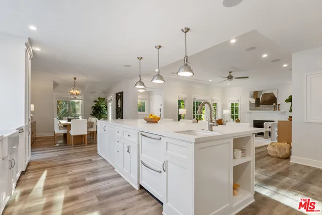 $4,050,000 | 1023 Centinela Avenue, Santa Monica, CA 90403